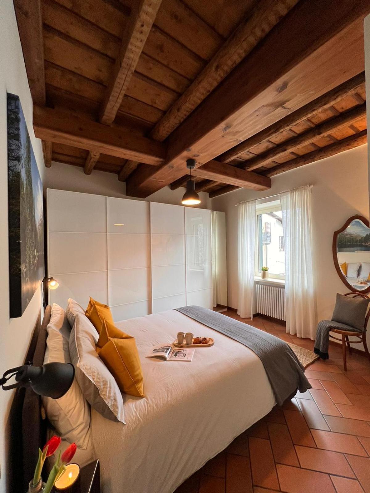 Ferienwohnung Casa Di Milo Cernobbio Exterior foto